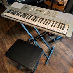 Yamaha Keyboard with Stand/Seat