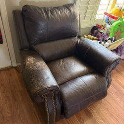 Electric Leather Recliner