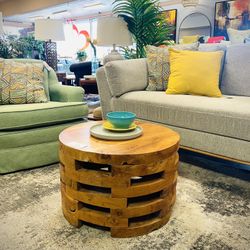 Round Wood End/Side Table