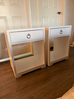 Nightstands / Bedside Tables