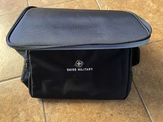 Swiss Military Insulated Cooler 24 Can Shoulder Bag