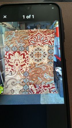 Alfombra para sala 5x7 cada una $60 dolares.
