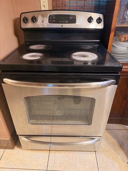 GE Stainless Steel Electric Range- Oven