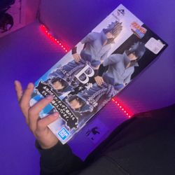 Sasuke statue  