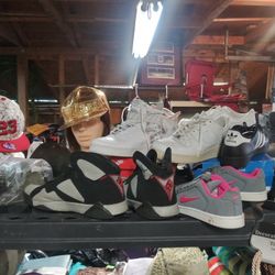Shoes. Many different sizes and brands. Msg sunday for address. Open to offers.