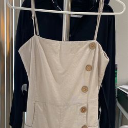 Beige Sleeveless Jumpsuit with Pockets!