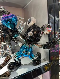 Designer statues