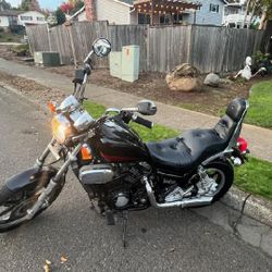 1985 Kawasaki Vulcan 700