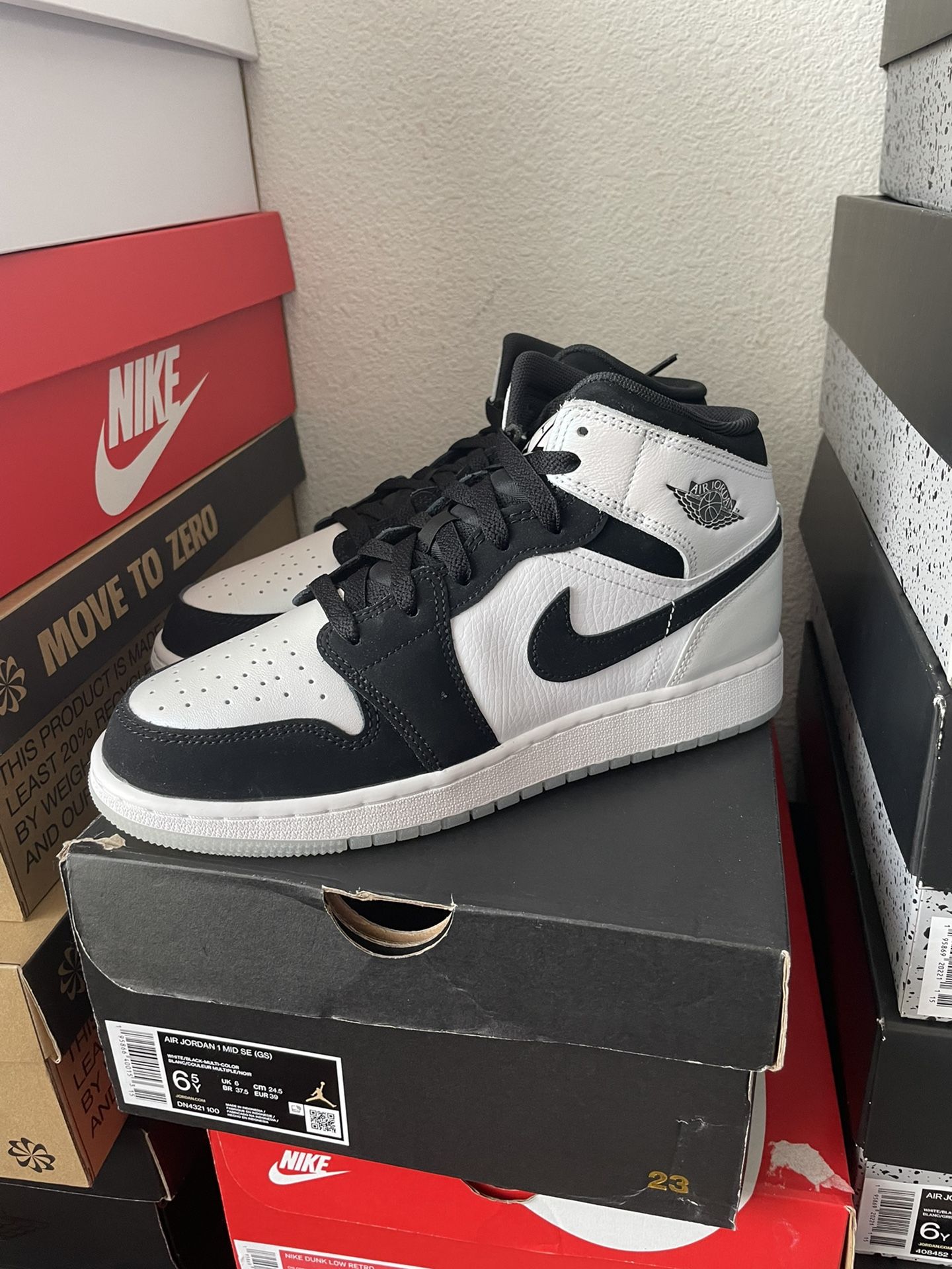 Jordan Mid Diamond Short Brand New