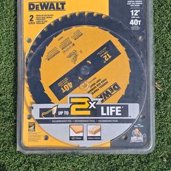 Dewalt 2pc  circular saw blades