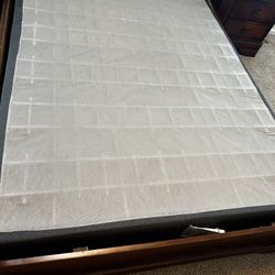 Master Bedroom ( Queen Size ) 