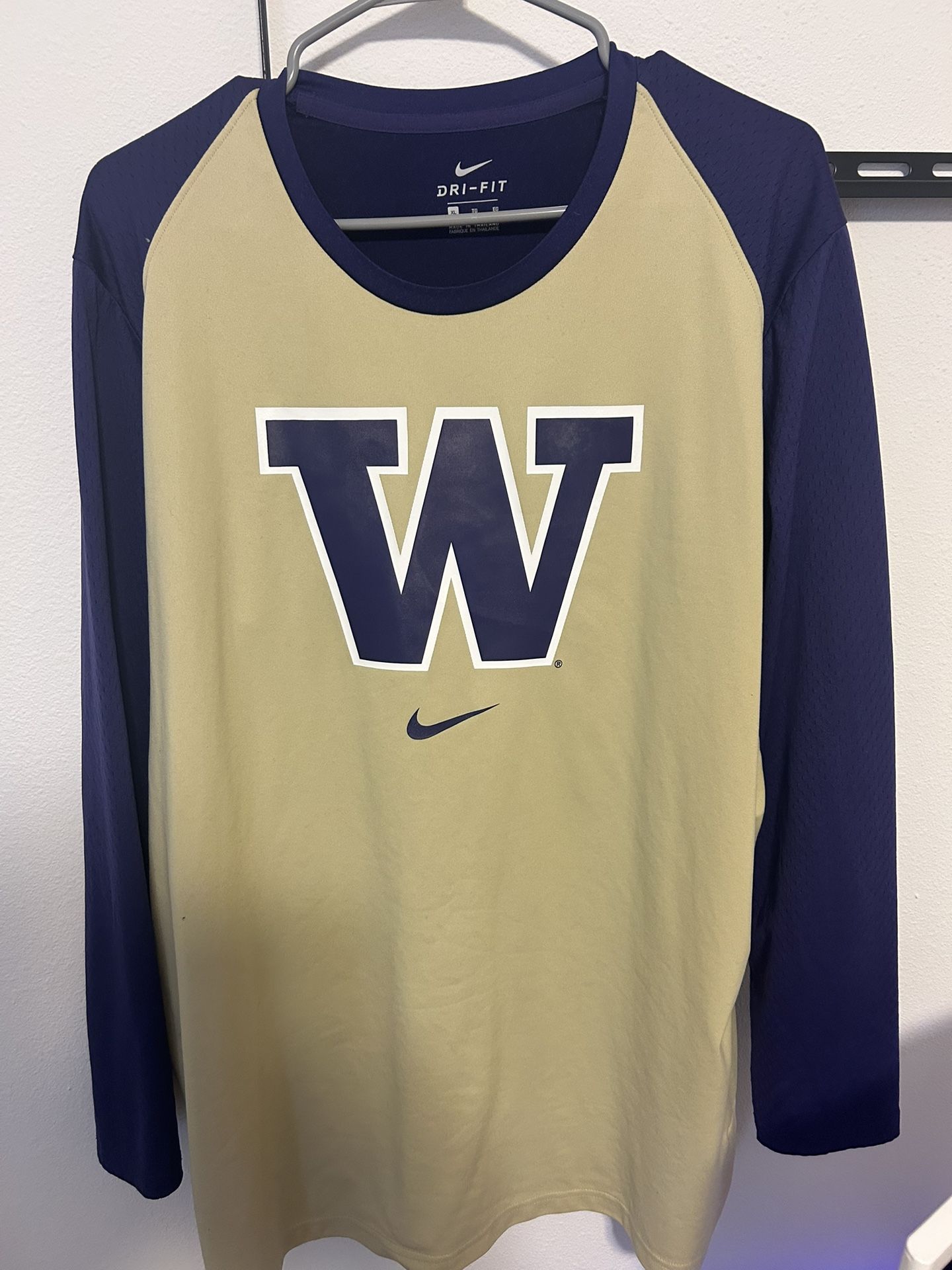 Mens Nike Dri Fit Washington Huskies Long Sleeve Workout Shirt XL