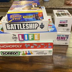 Lot of 7 games