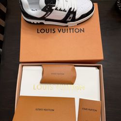 LV Trainer Shoes Size 11
