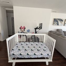 Toddler Crib Baby 