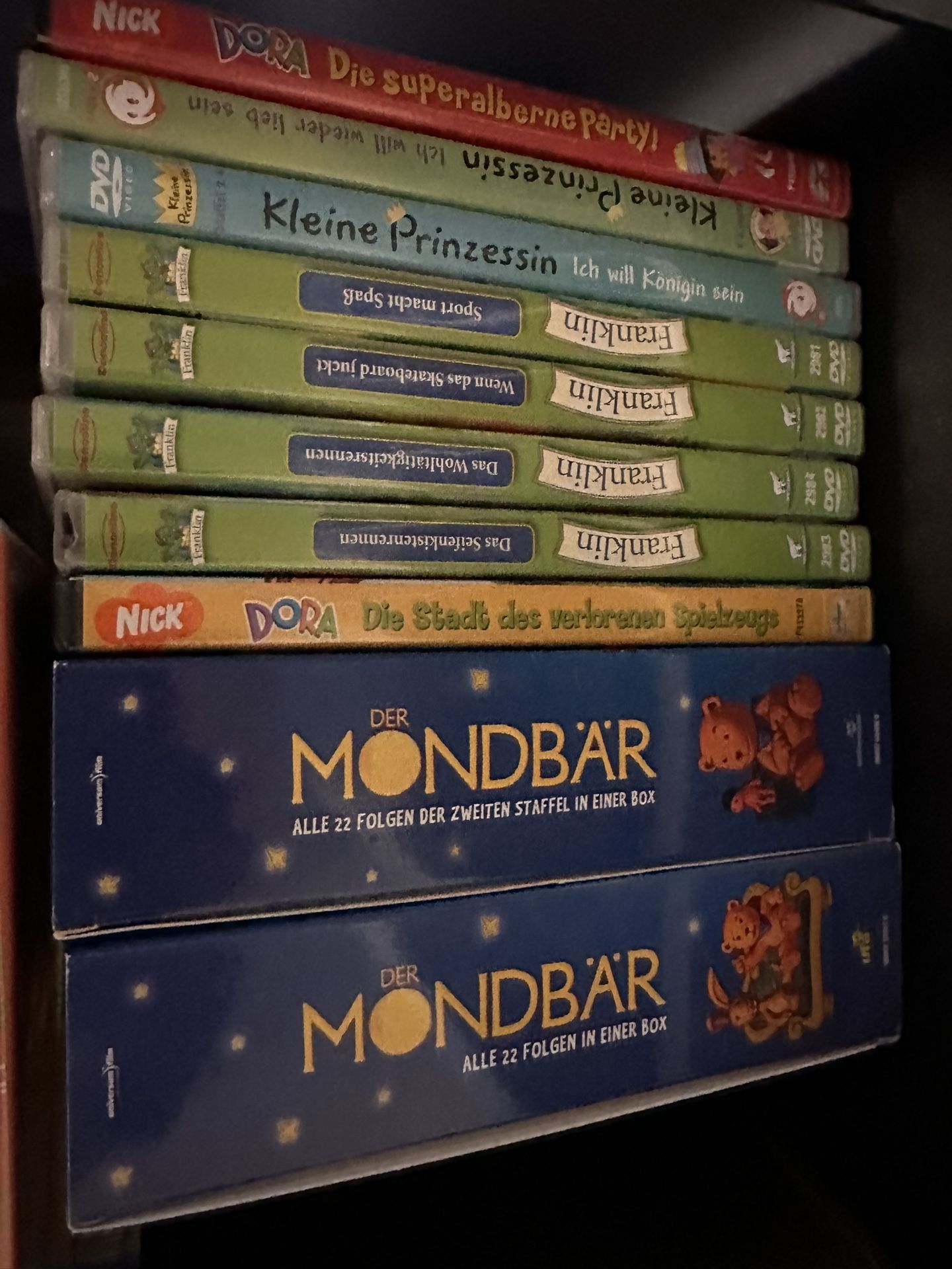 German Books, DVD‘s and Board Games For Sale
