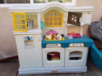 Little Tikes Kitchen Play Set