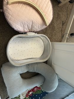 Bundle Momcozy maternity pillow  INGENUITY babygirl playmat Halo Bassinet with babygirl crib sheets