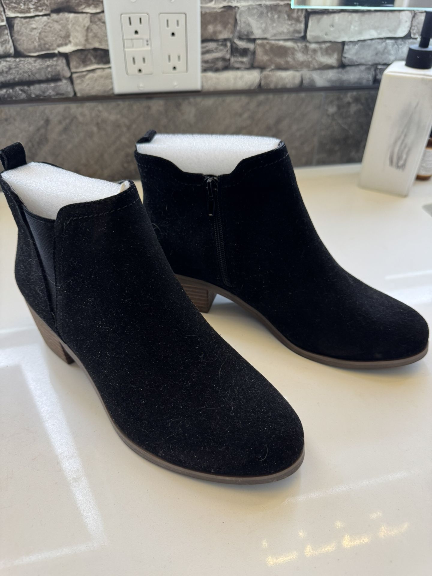 Black Suede Boots Size 8