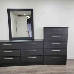 Dresser With Mirror And Chest// Comoda Con Espejo Y Gavetero 