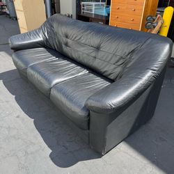 FREE Black Leather 3 Seater Sofa