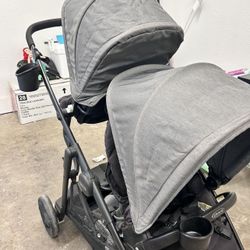 DOUBLE STROLLER