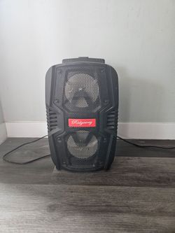 Bocina altavoz con Bluthoe