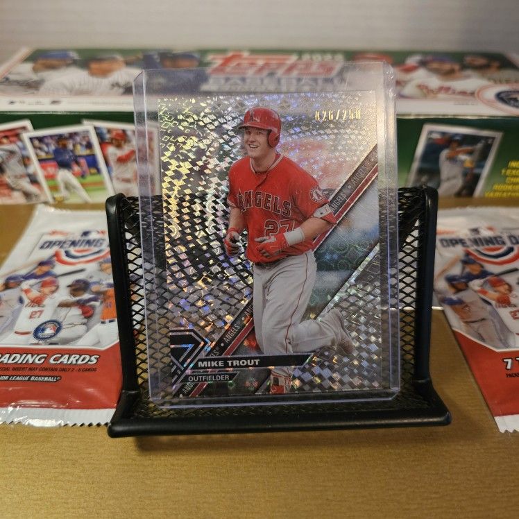 Mike Trout. #26/250 Topps. 2017 High Tek Pattern 1 Blackout. Super Rare. MLB . Mike Trout. #26/250 Topps. 2017 High Tek Pattern 1 Blackout. Super Rare. MLB .