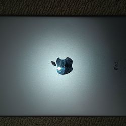 iPad Air A1474 Clean And Working But iCloud Locked 