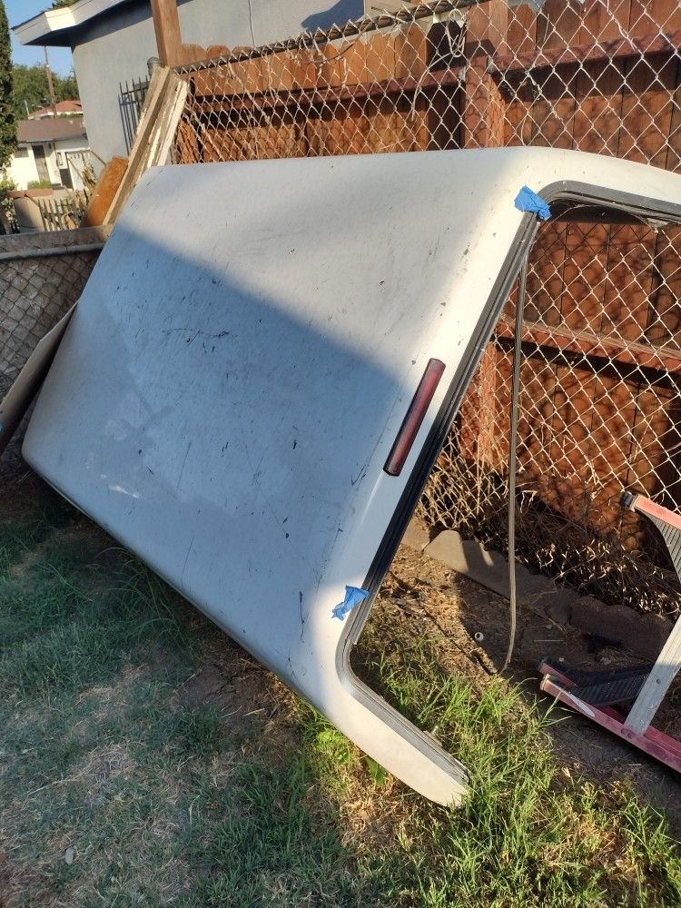 Chevy S10 Camper Shell
