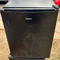 Fridge N Freezer 100