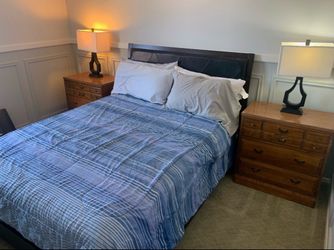 Queen size bedroom set