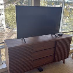 LG NanoCell 55” Smart TV