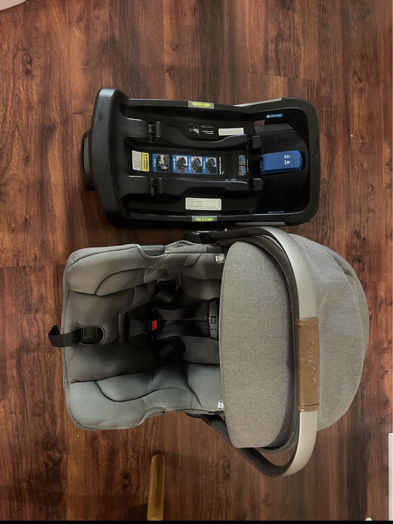 Nuna Infant Car Seat