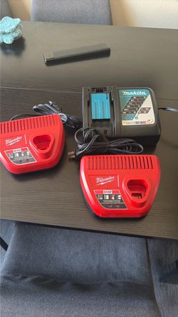 Makita Milwaukee charger cargador