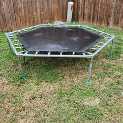 7ft Kids Trampoline 