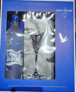 GREY GOOSE WITH GLASSES