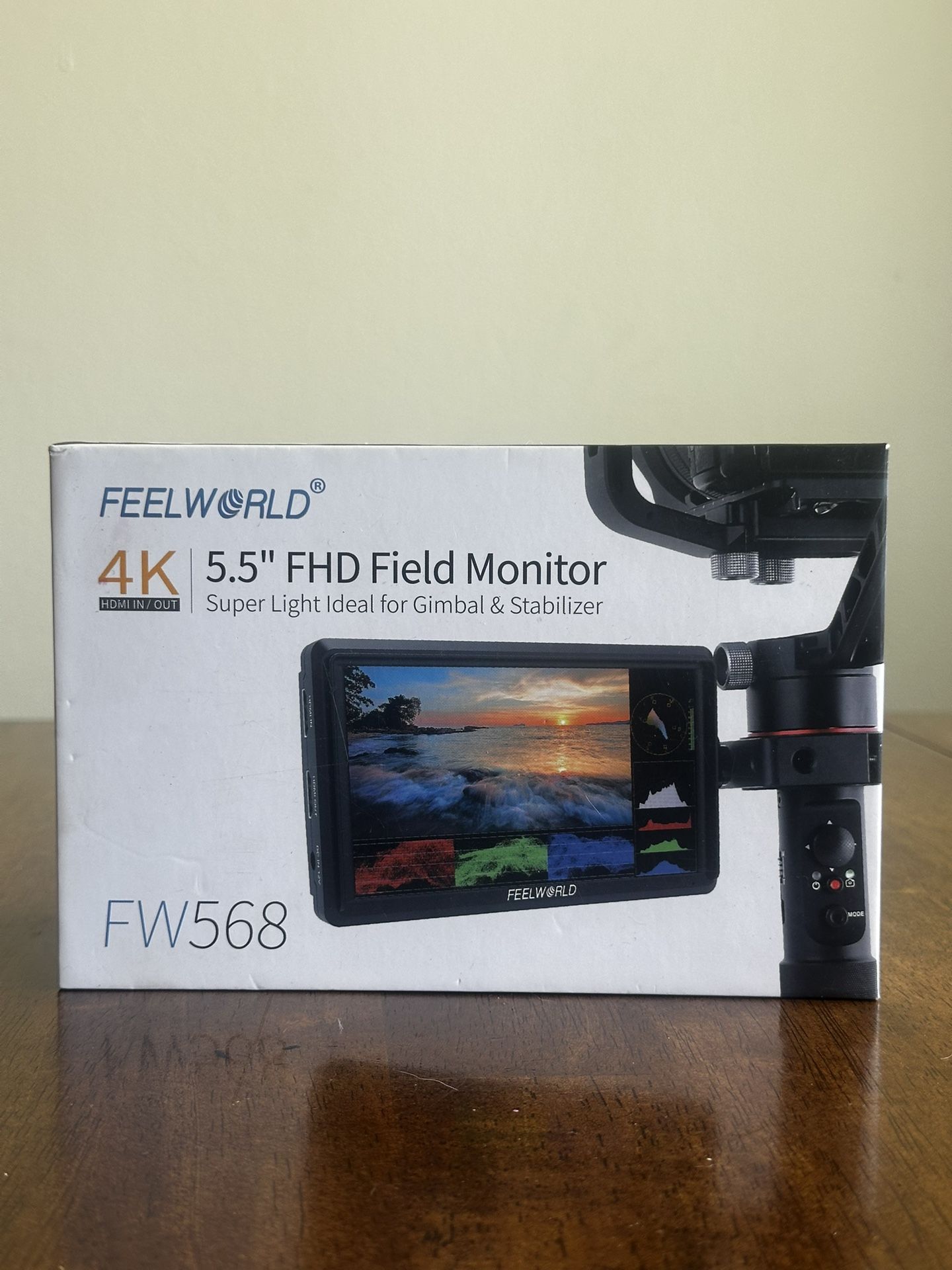 feelworld 5.5” field monitor