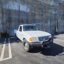 2003 Ford Ranger V6. Clean Title. 