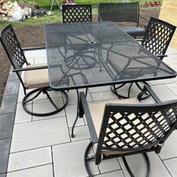 Patio Furniture 