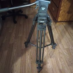 Libec H22DV Video Tripod