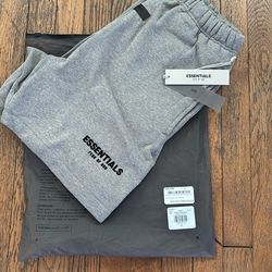 Dark oatmeal essential shorts