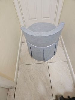 Vanity Chair