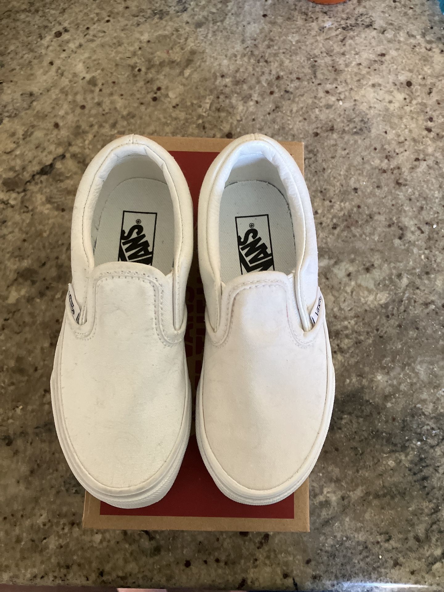 $10 NEW TODDLER VANS Slip-Ons (10.5 UY)