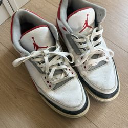 Jordan Fire Red 3s 