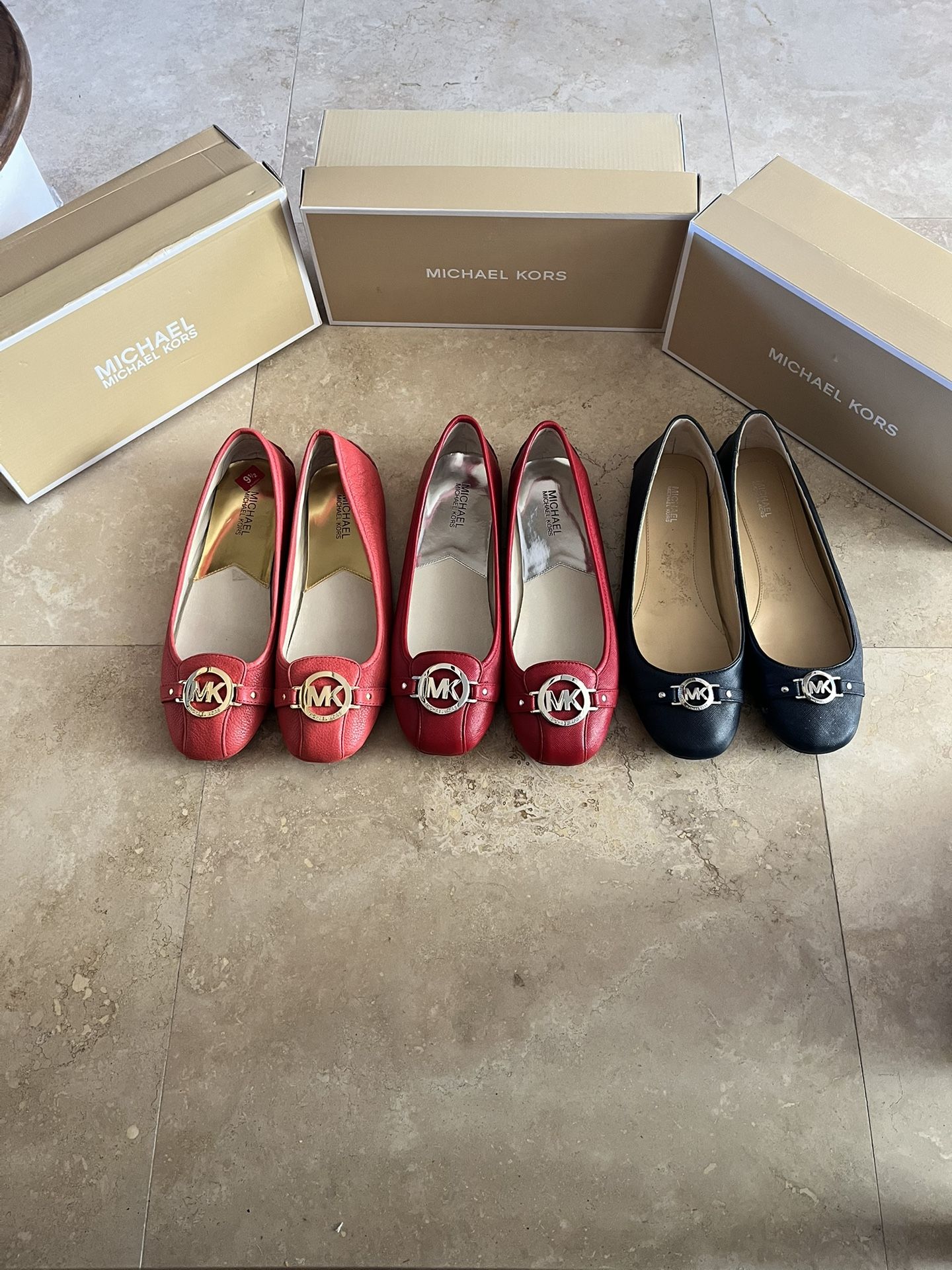 Michael Kors Flat
