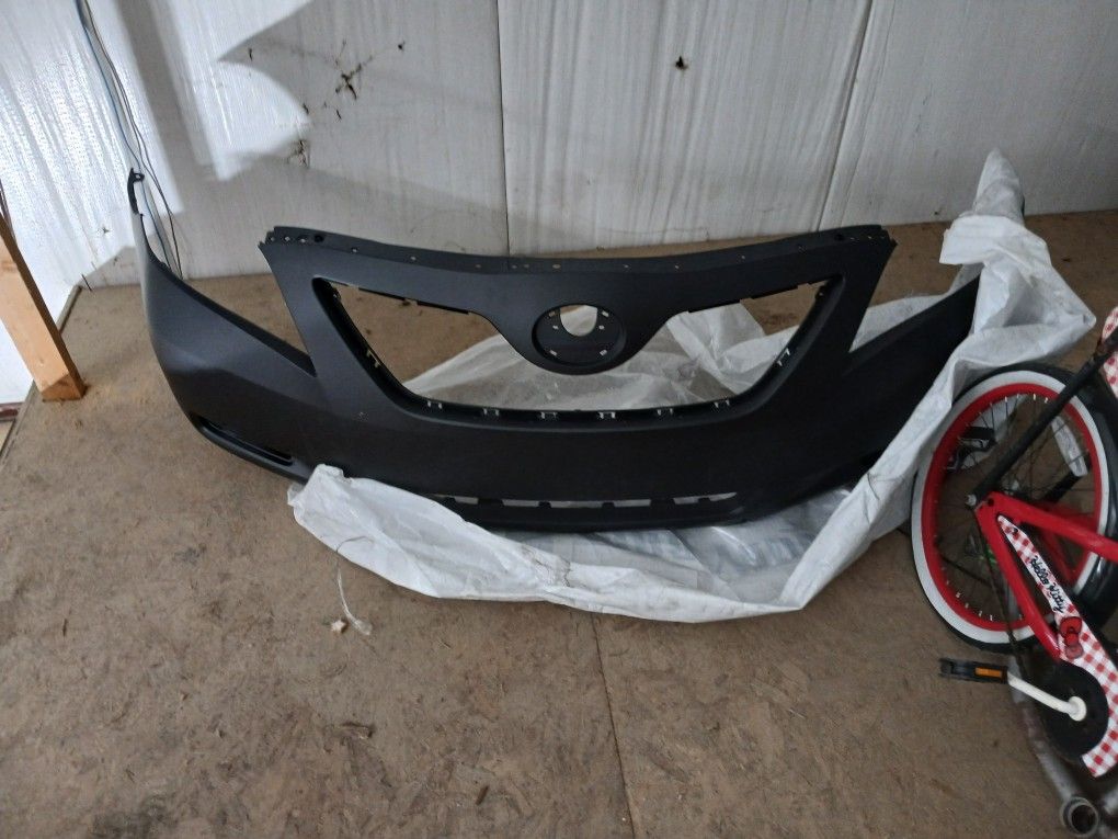 Brand New Toyota Camary Front And Rear Bumpers
