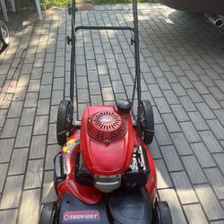 21” Troy-Bilt /Honda Self Propelled Lawn Mower/Lawnmower 