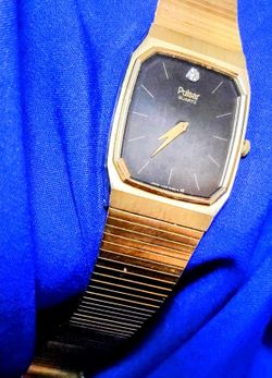 Pulsar by Seiko Minimalist Sleek Men's Vintage Watch