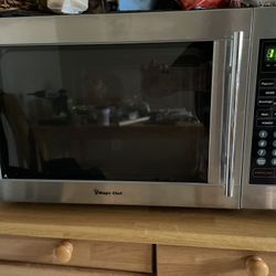 Magic Chef Microwave- New In Box